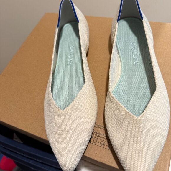 ROTHY'S NWT IN BOX FLATS VANILLA IN COLOR SIZE 10 - Picture 5 of 6